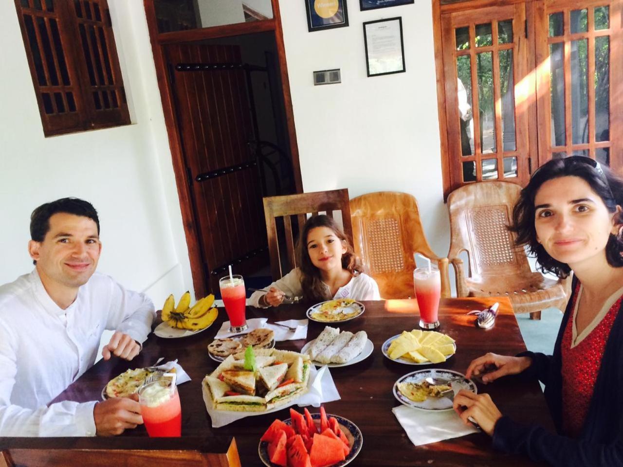 Bindu Homestay Wellawaya Exteriör bild